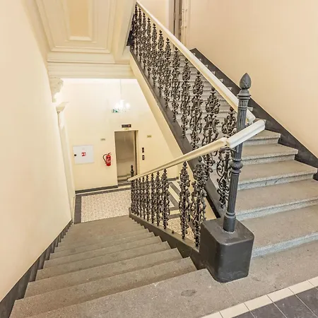 Washington-5 By Interhome Prague